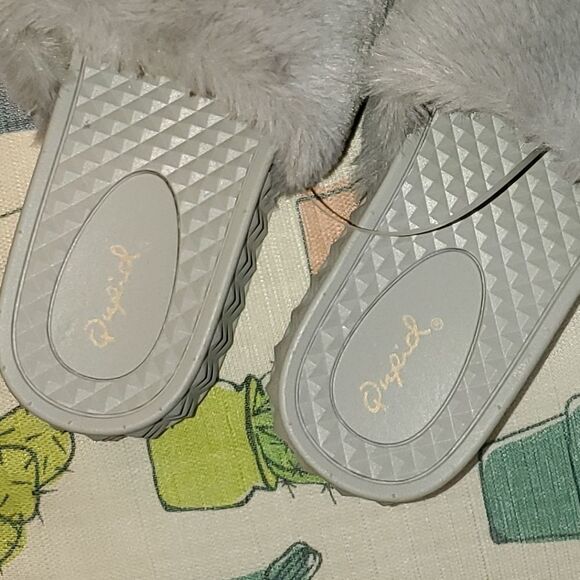 New Qupid fuzzy platform  sandals - Picture 7 of 7